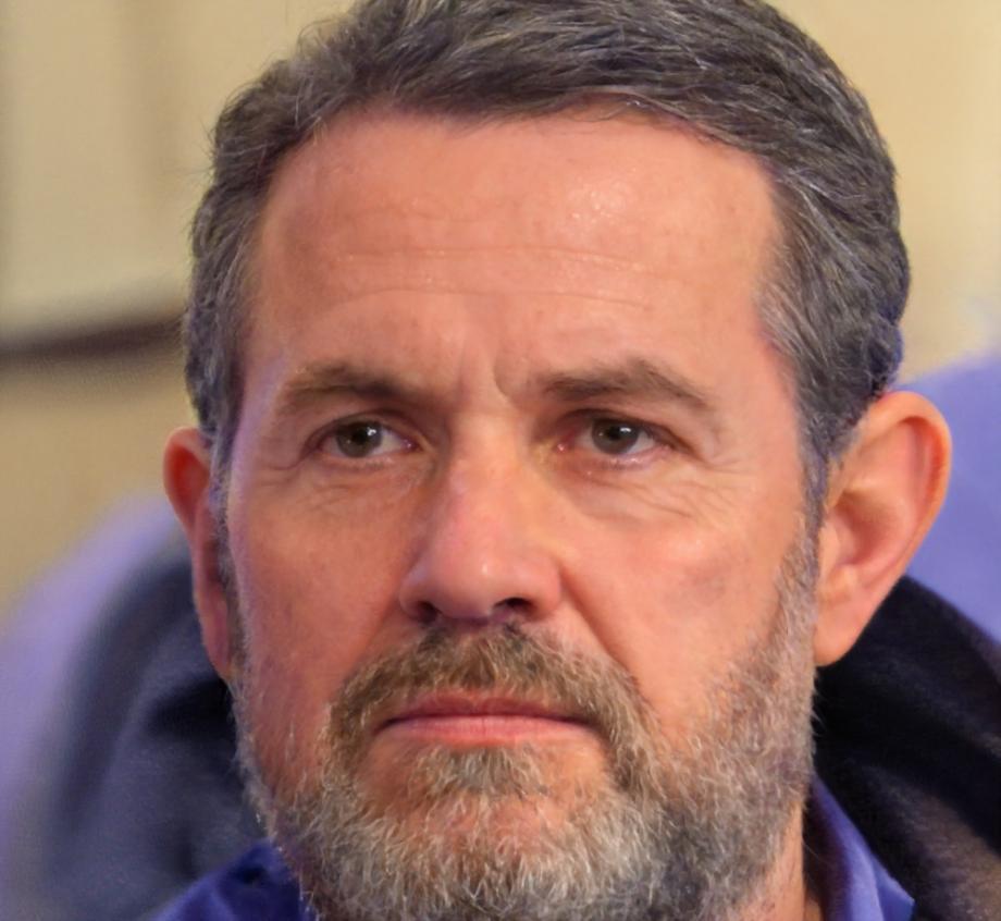 Tobias Reichenbach, Former CFO and Reporting Specialist